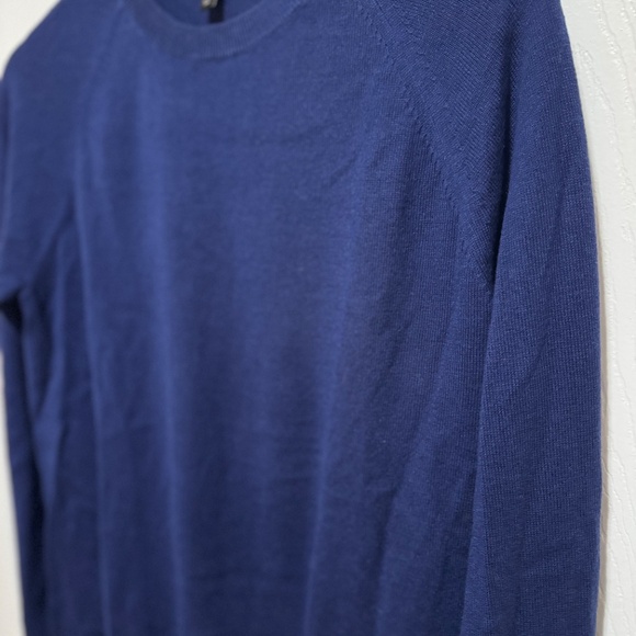 Men’s Crewneck Sweater (Small) - Premium Luxe Yarn  - Banana Republic - Picture 8 of 11